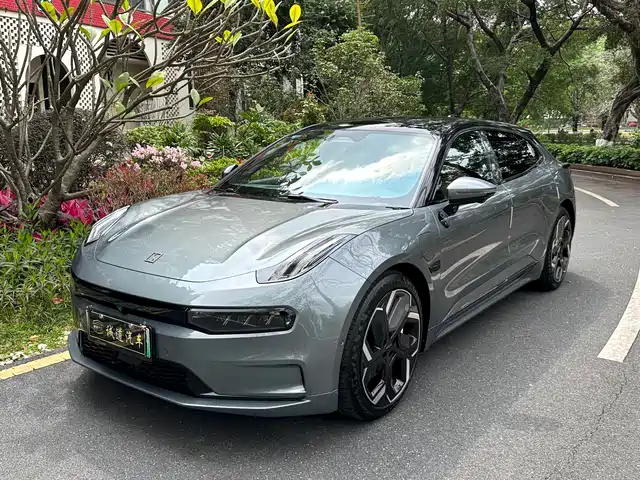 zeekr extreme-krypton-001