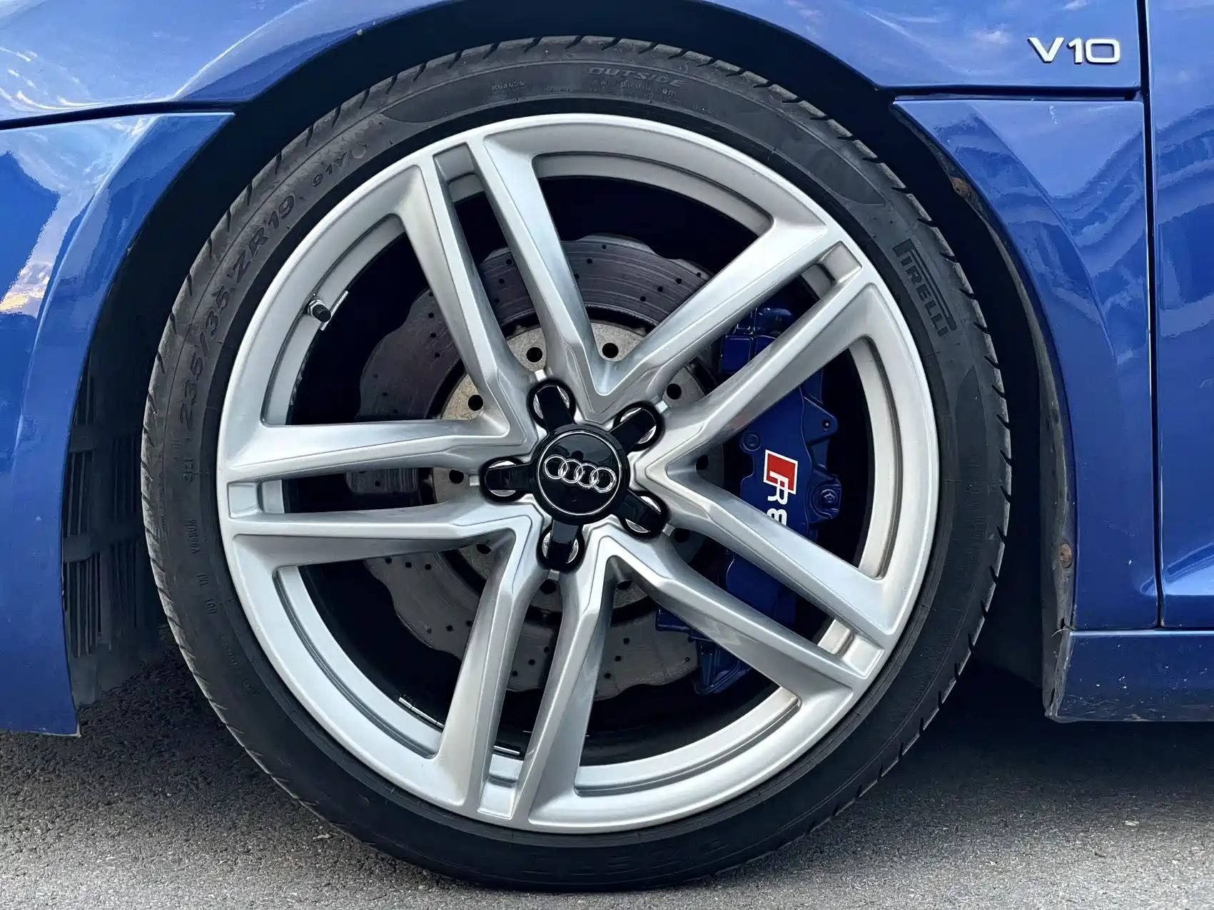 Фото 8 - Audi R8