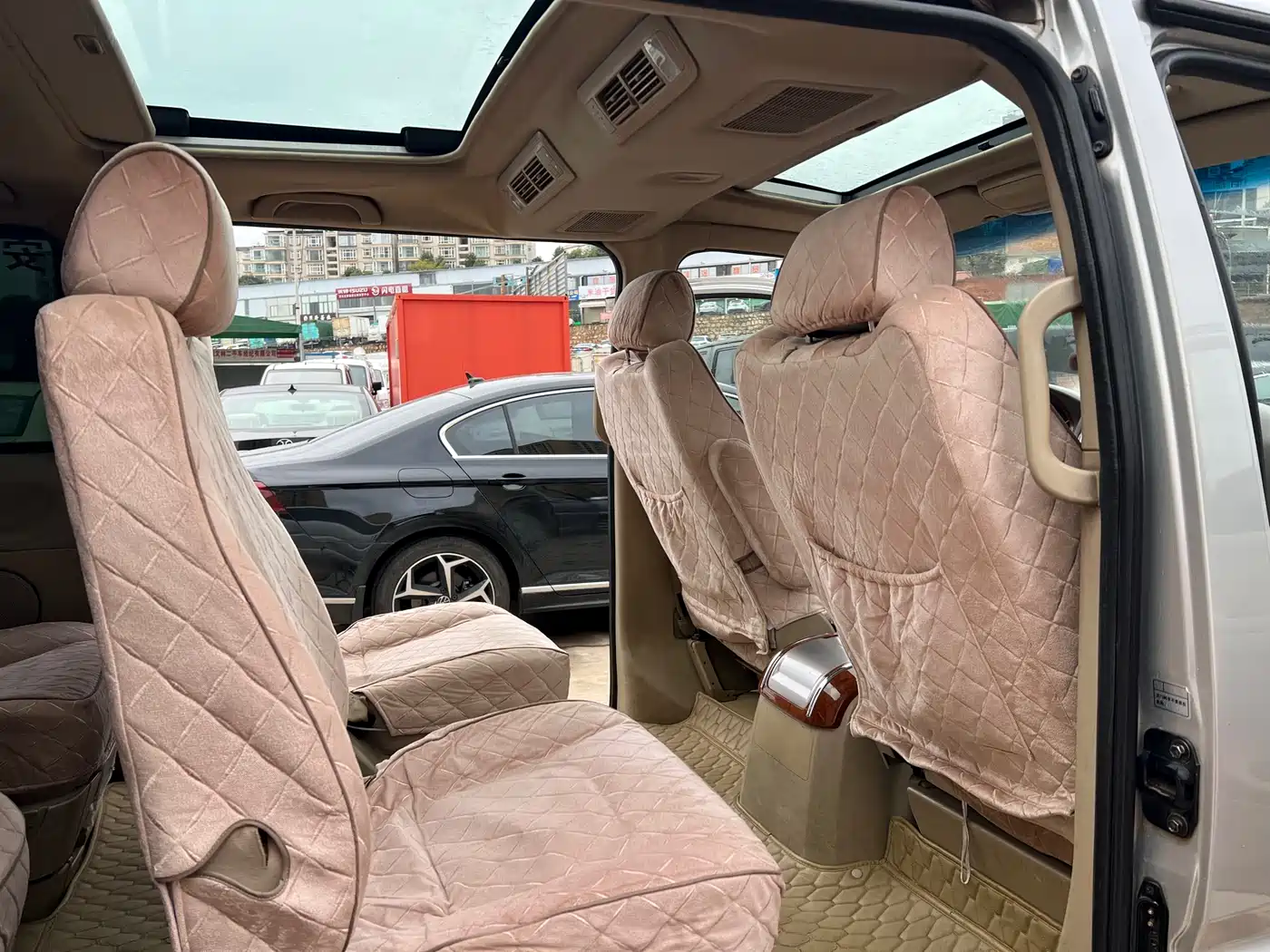Jinbei Grace 2009 2010 2.7L-3rd Gen Imperial Luxury Long Wheelbase 9-seater 2TR