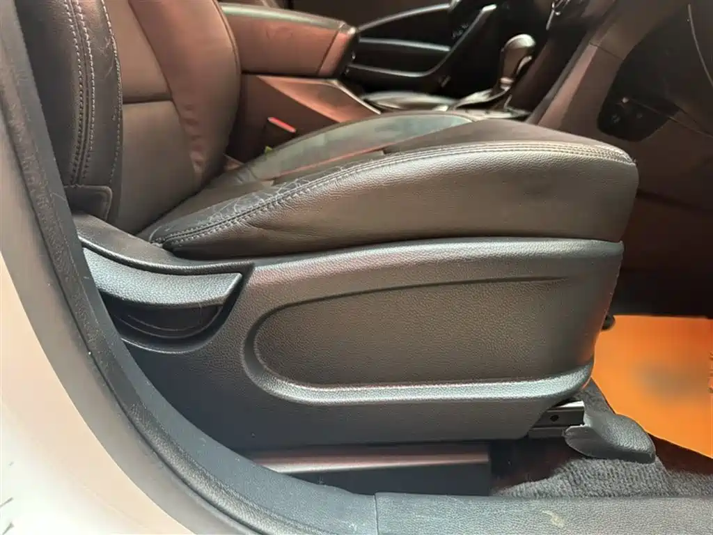 Hyundai Santa Fe 2015 2.0T Automatic 4WD Smart 7-seater фото 16