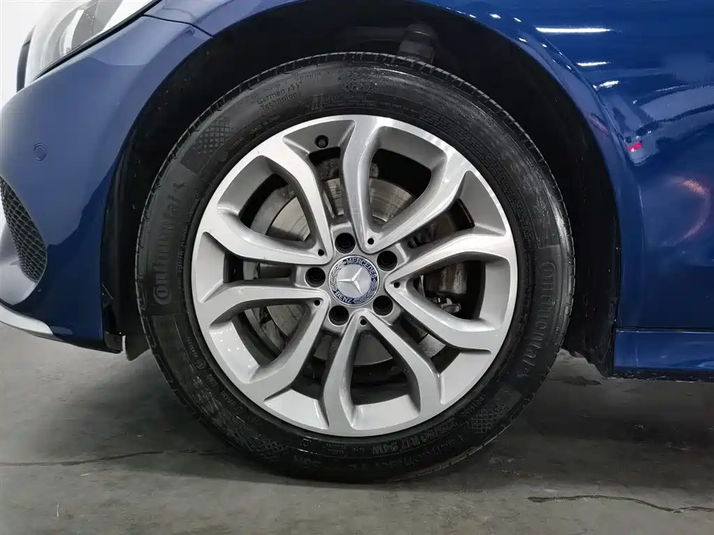 Mercedes-Benz C-Class 2017 C 180 L Sport фото 17