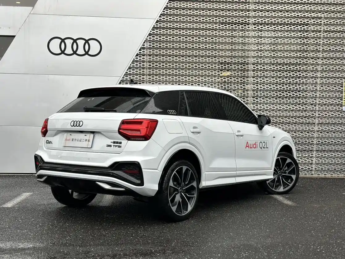 Audi Q2L 2024 2024 35TFSI Luxury Sport