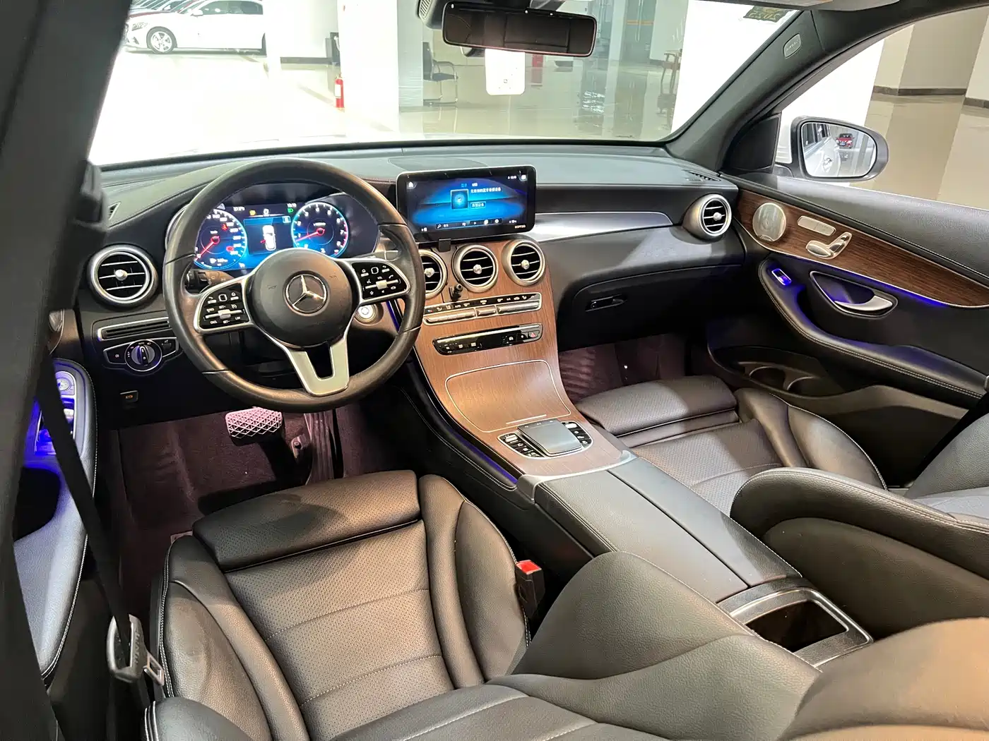 Mercedes-Benz GLC 2021 GLC 300 L 4MATIC Sporty фото 7