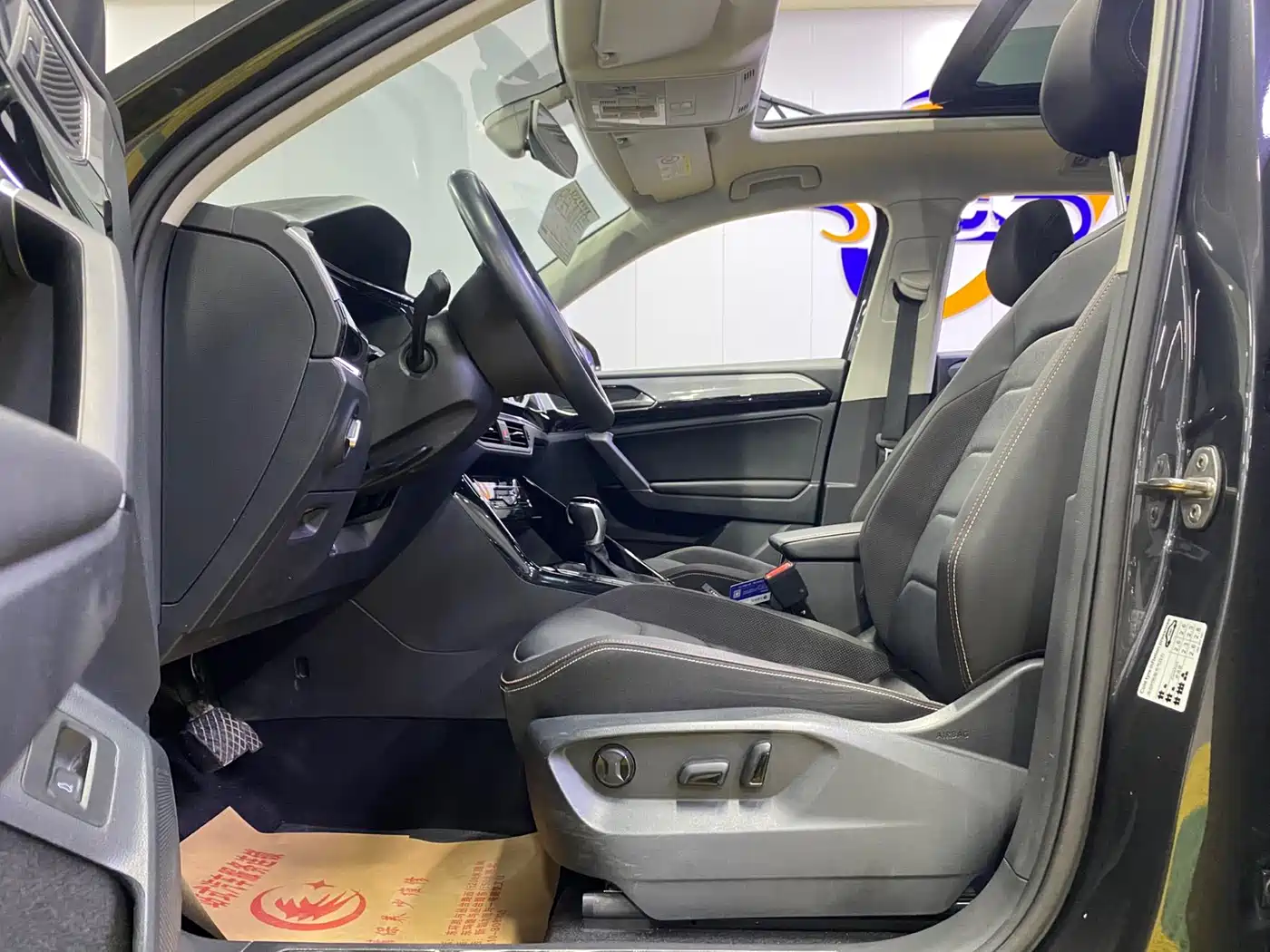 Volkswagen Tayron 2022 280TSI 2WD Luxury Smart Connect Edition фото 11
