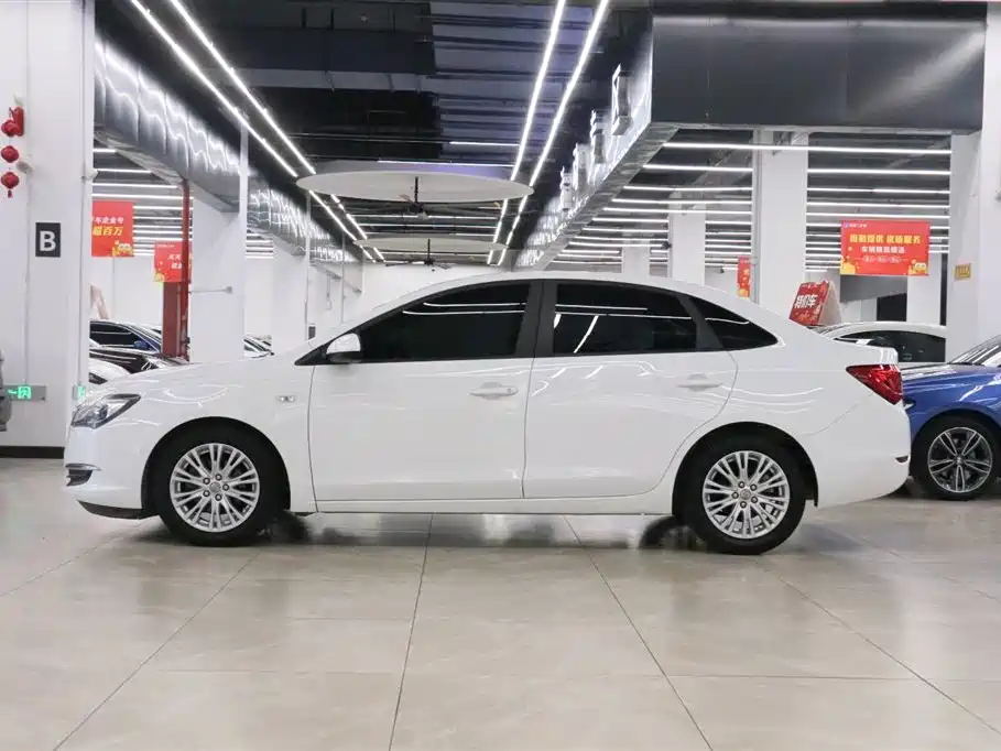 Buick Excelle 2015 18T Dual-Clutch Luxury фото 3