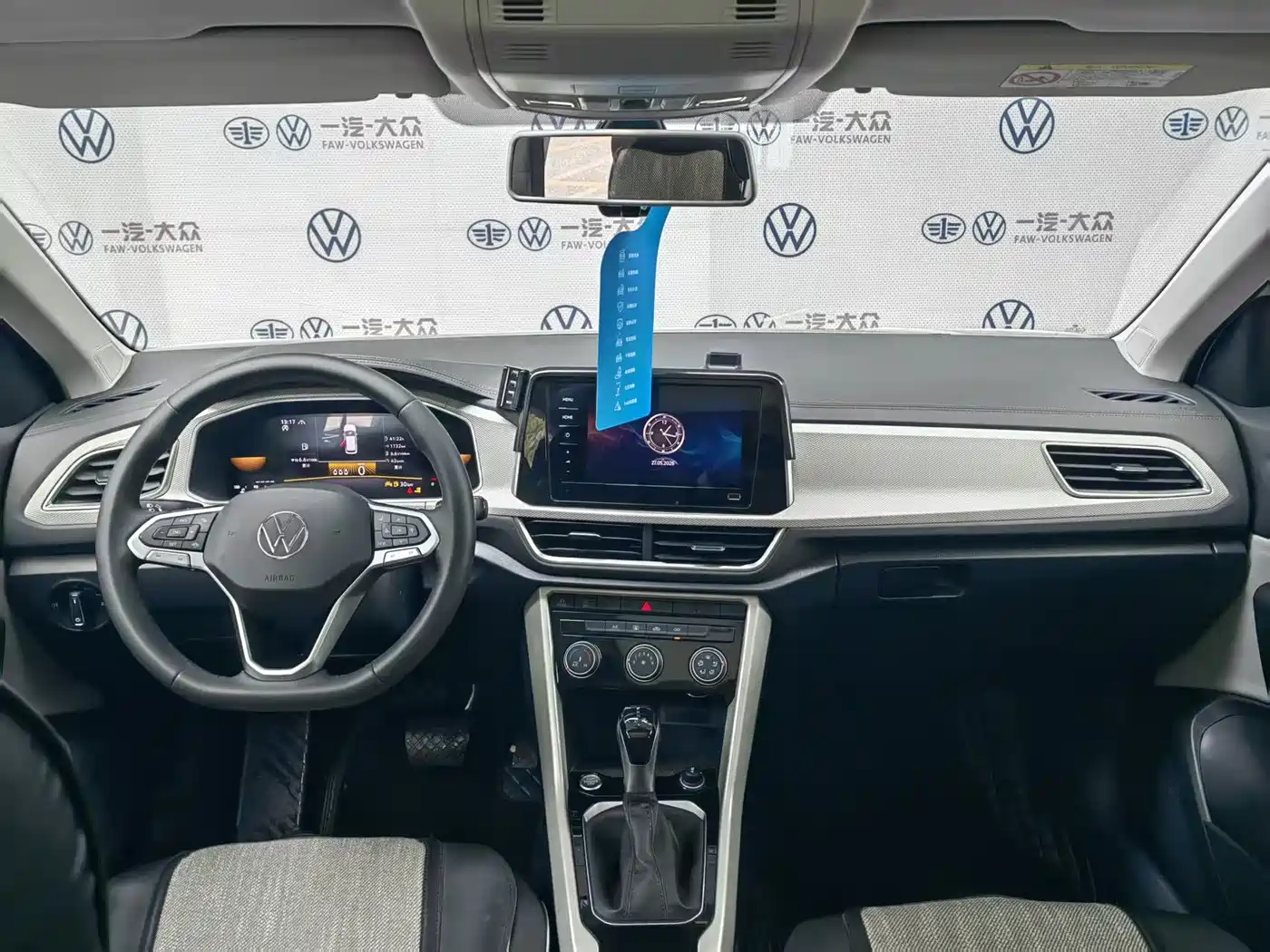 Volkswagen T-ROC 2025 280TSI DSG 2WD Time Edition фото 9