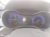 Фото 12 - Geely Vision