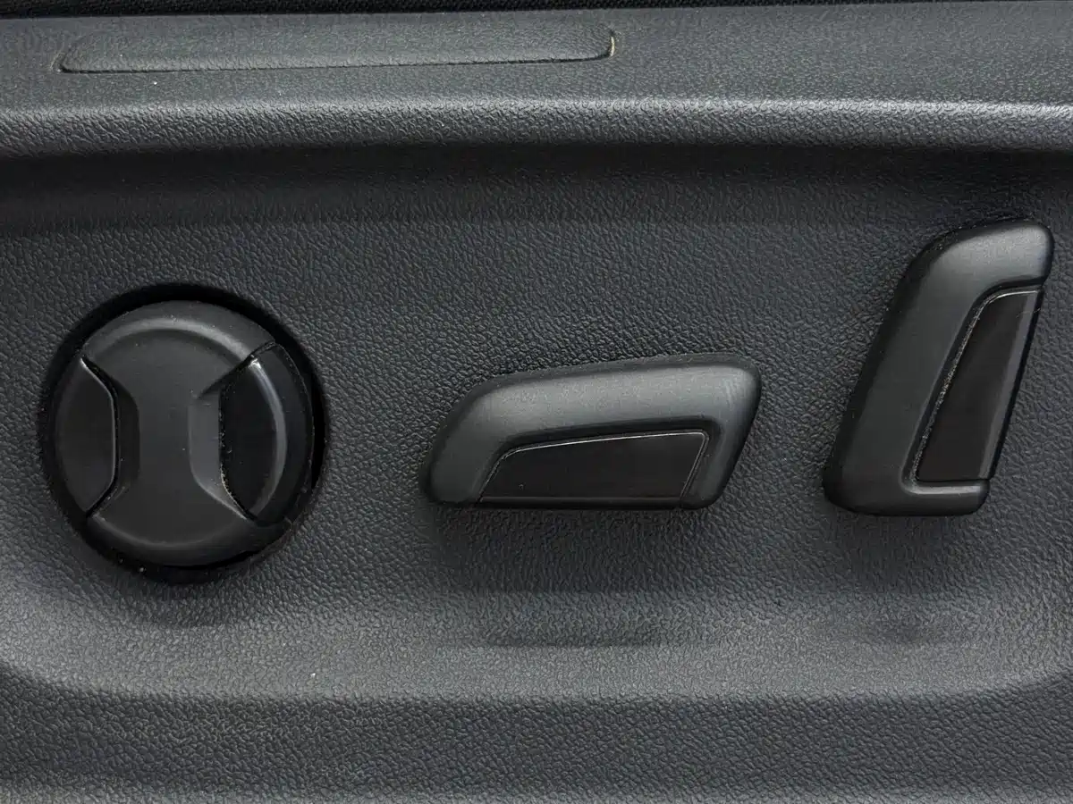 Volkswagen Tharu 2022 280TSI FWD Luxury Edition фото 12