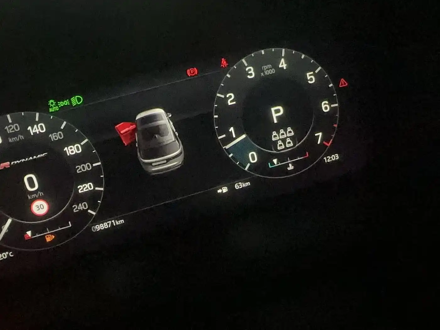 Land Rover Discovery 2021 360PS R-Dynamic S фото 10
