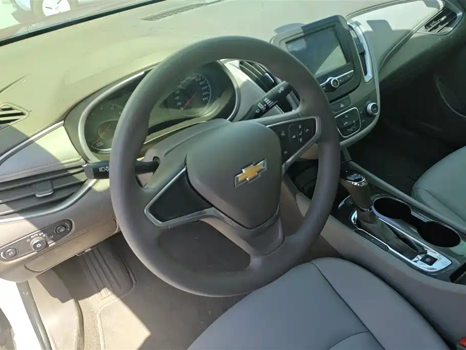 Chevrolet Malibu XL 2018 530T Auto RuiXiang Edition фото 15