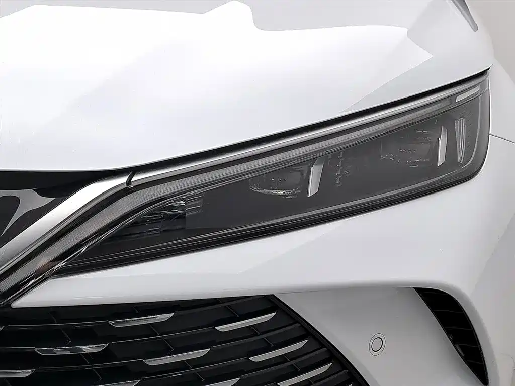 BYD Qin L 2025 DM-i Smart Drive Edition 80KM Leading фото 7