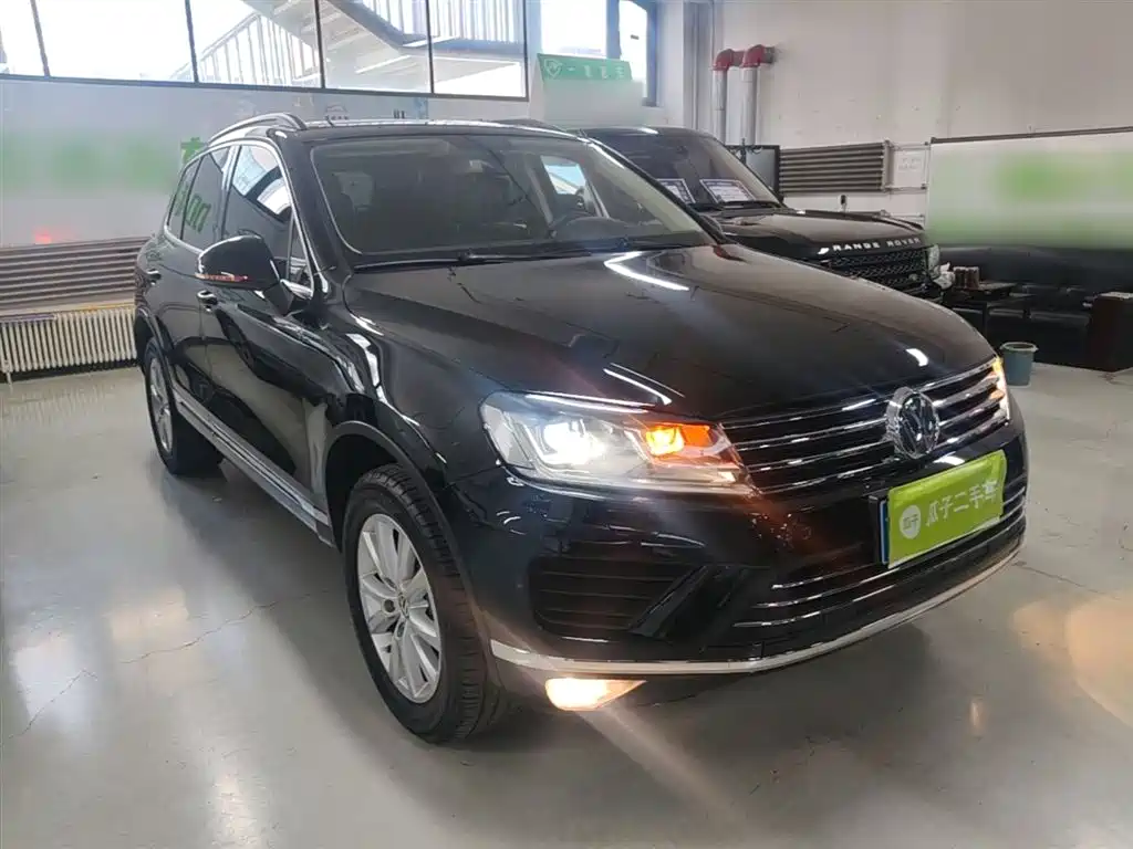 Volkswagen Touareg 2016 3.0TSI Glamour Edition фото 4