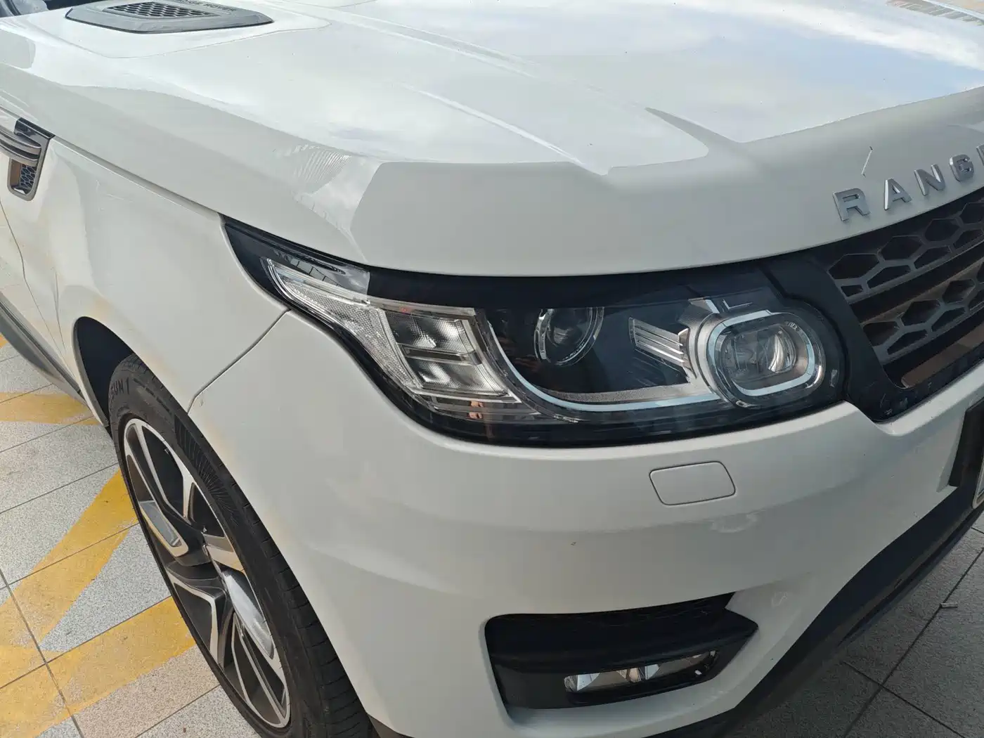 Land Rover Range Rover Sport фото 10