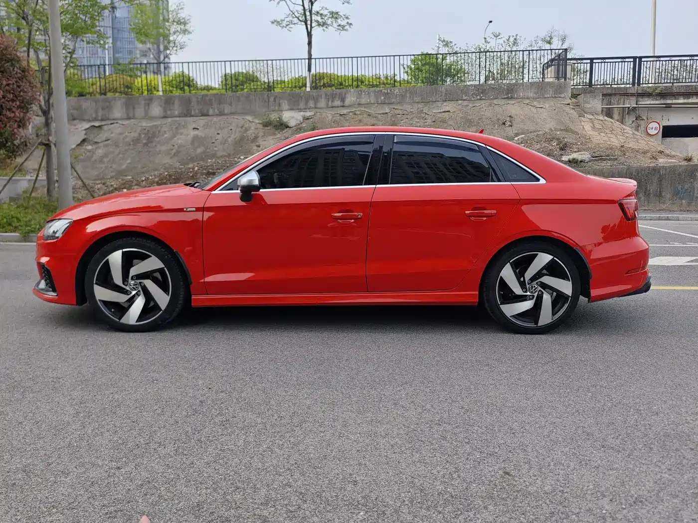 Audi S3 2017 S3 2.0T Limousine фото 4