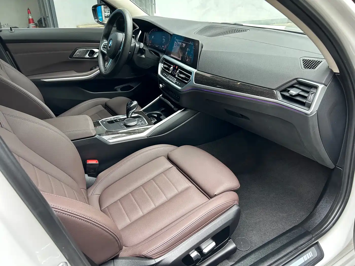 BMW 3 Series 2021 325Li M Sport Package фото 9