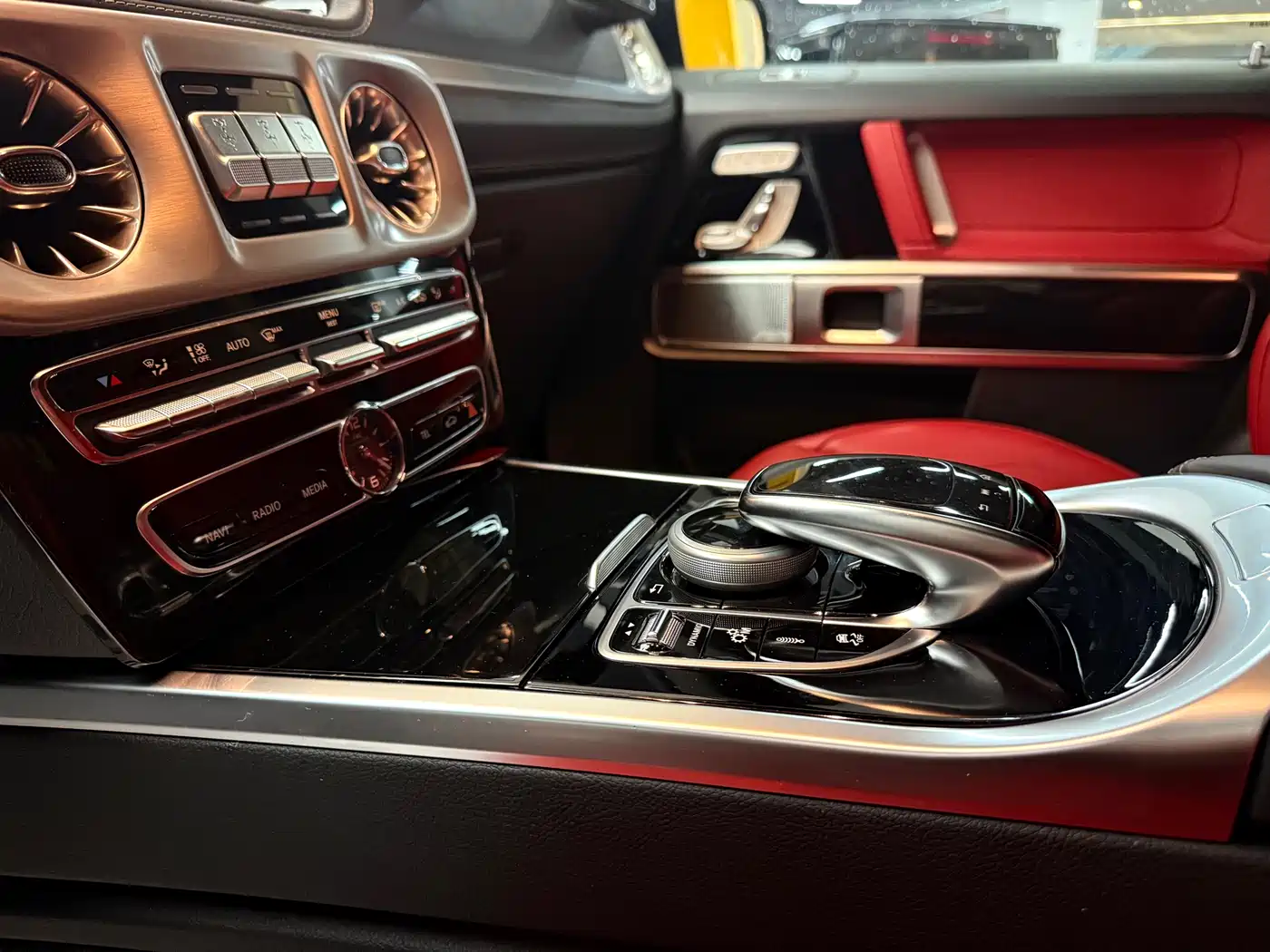 Mercedes-Benz G-Class AMG 2022 AMG G 63 фото 8