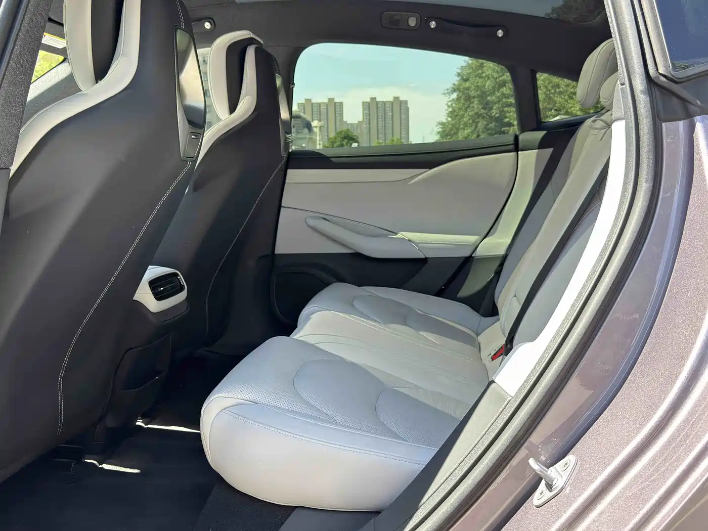 Xiaomi Auto Xiaomi SU7 2024 RWD Long Range Intelligent Driving Edition фото 6