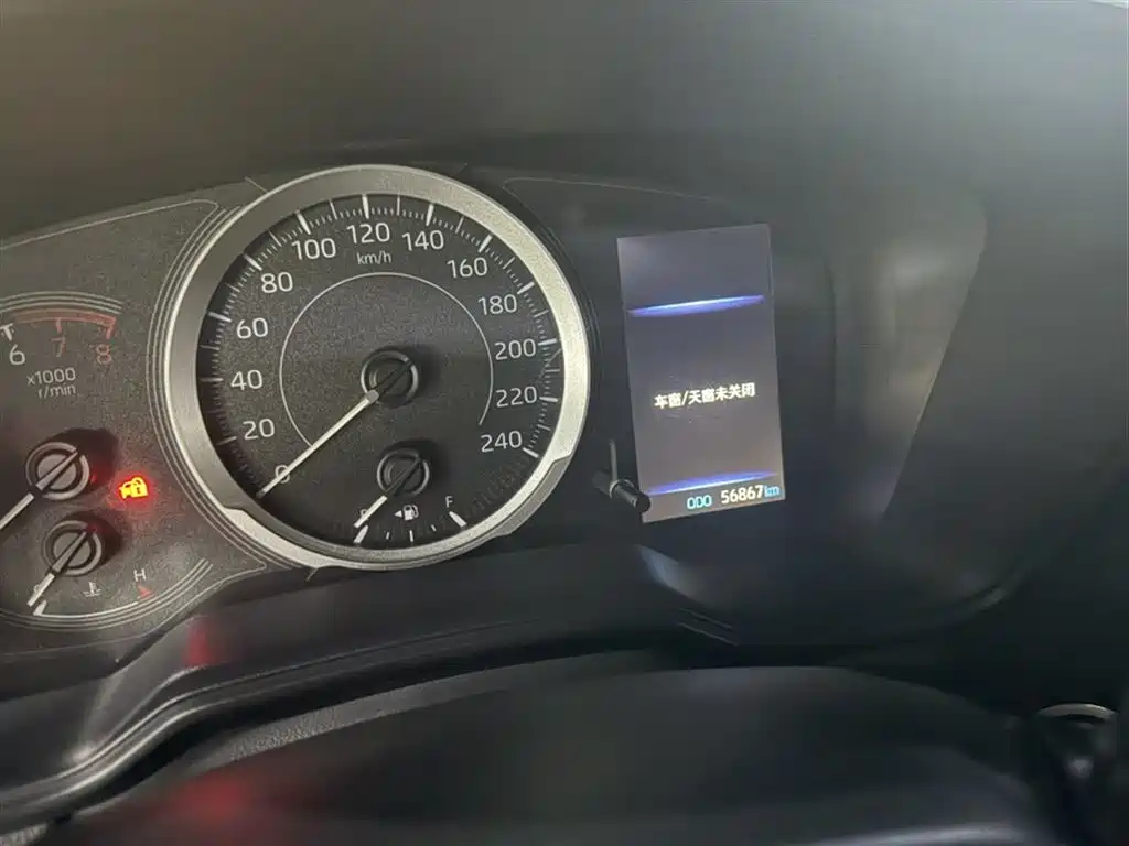 Toyota Levin 2021 185T CVT Luxury Edition фото 5