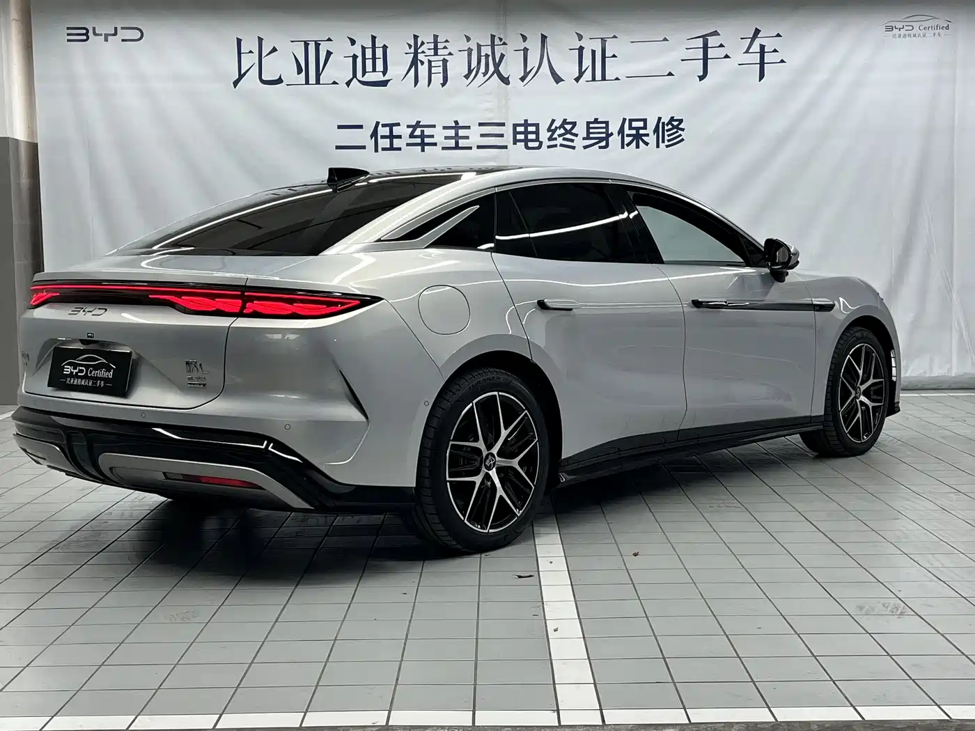 BYD Han L 2025 EV AWD LiDAR Flagship фото 5