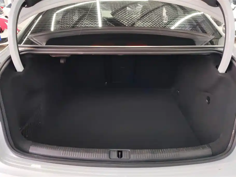Audi A3 2019 Limousine 35 TFSI Sport China V фото 4