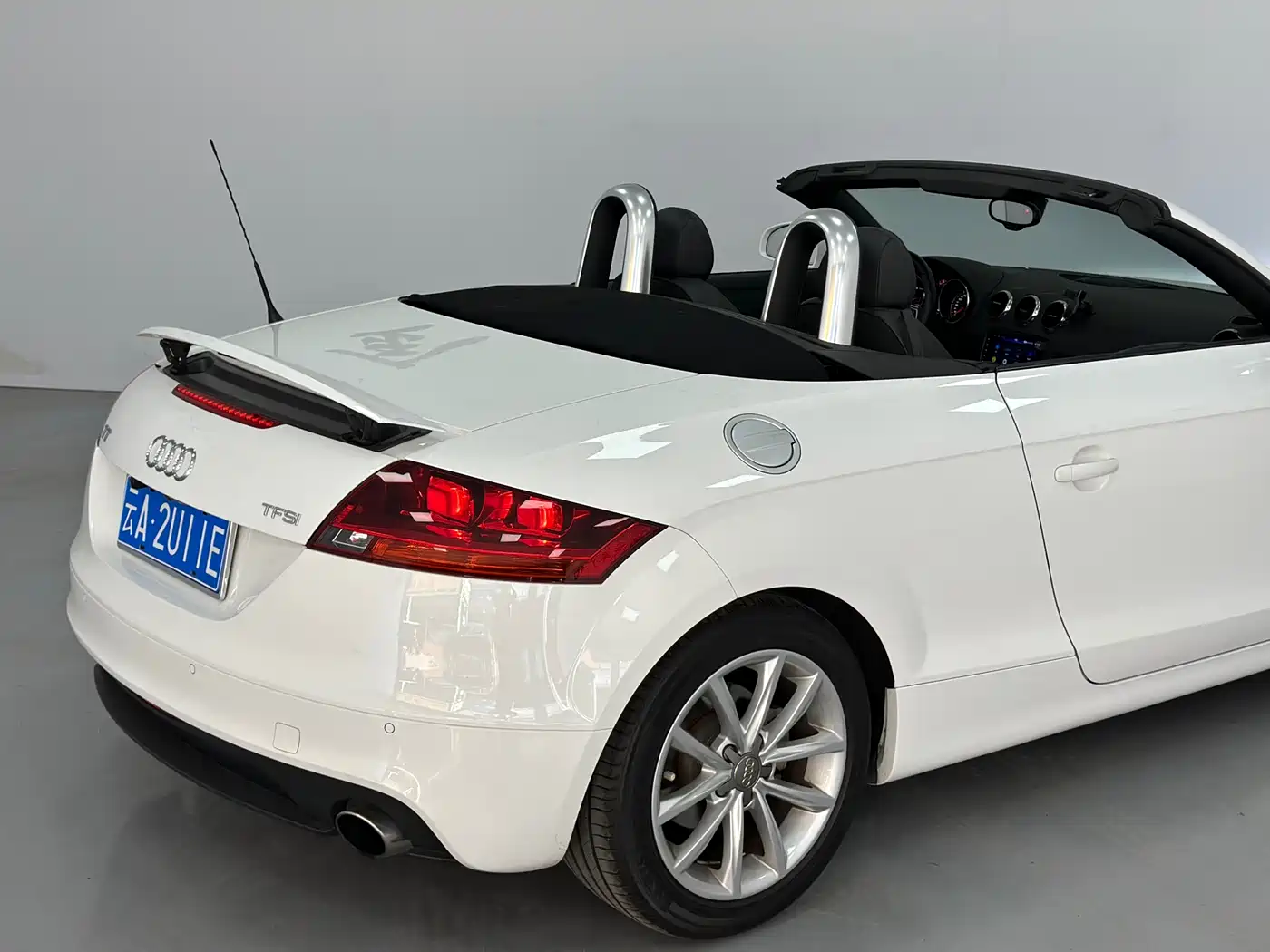 Audi TT 2012 TT Roadster 2.0TFSI Classic Edition фото 5