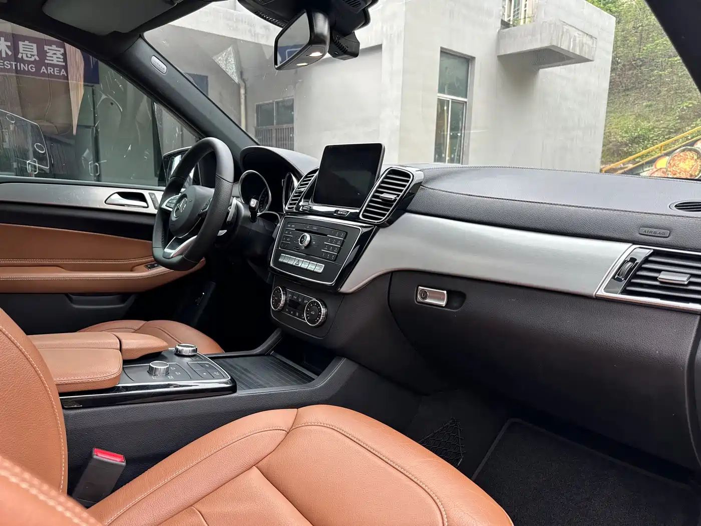 Mercedes-Benz GLE AMG 2017 AMG GLE 43 4MATIC фото 14