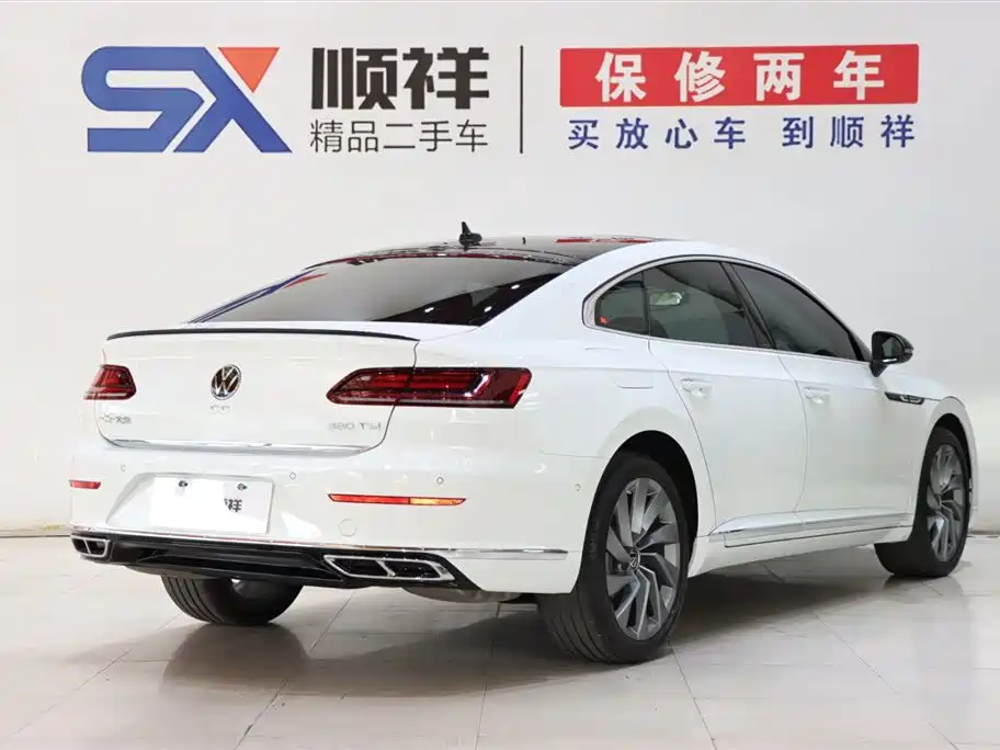 Volkswagen FAW-Volkswagen CC 2023 380TSI Eye-catching Edition фото 4
