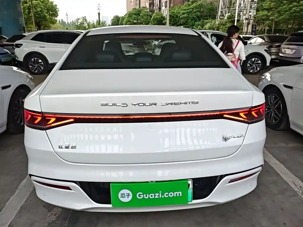 BYD Qin PLUS 2021 EV 500KM Luxury Model фото 6