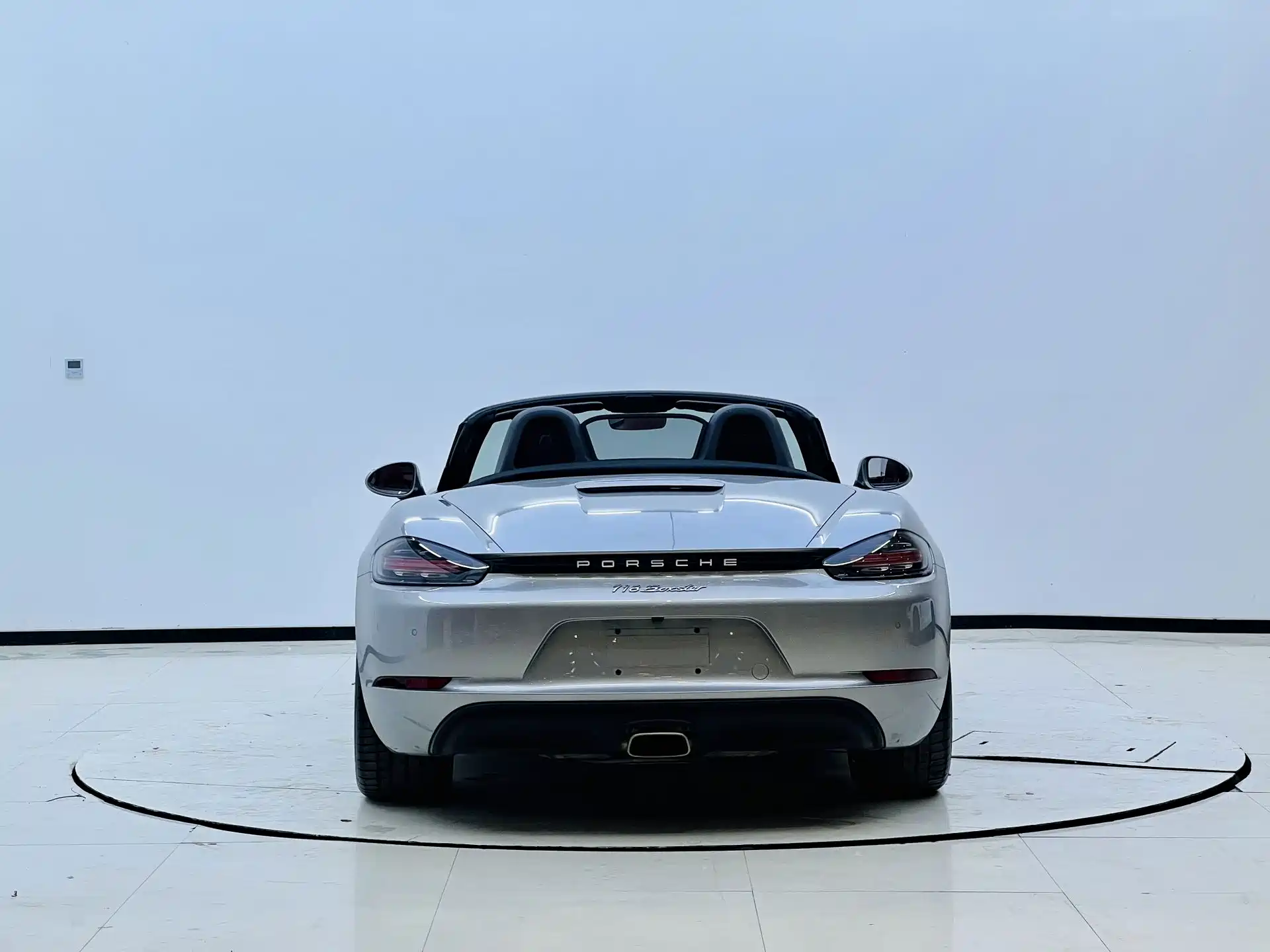 Photo 15 - Porsche 718
