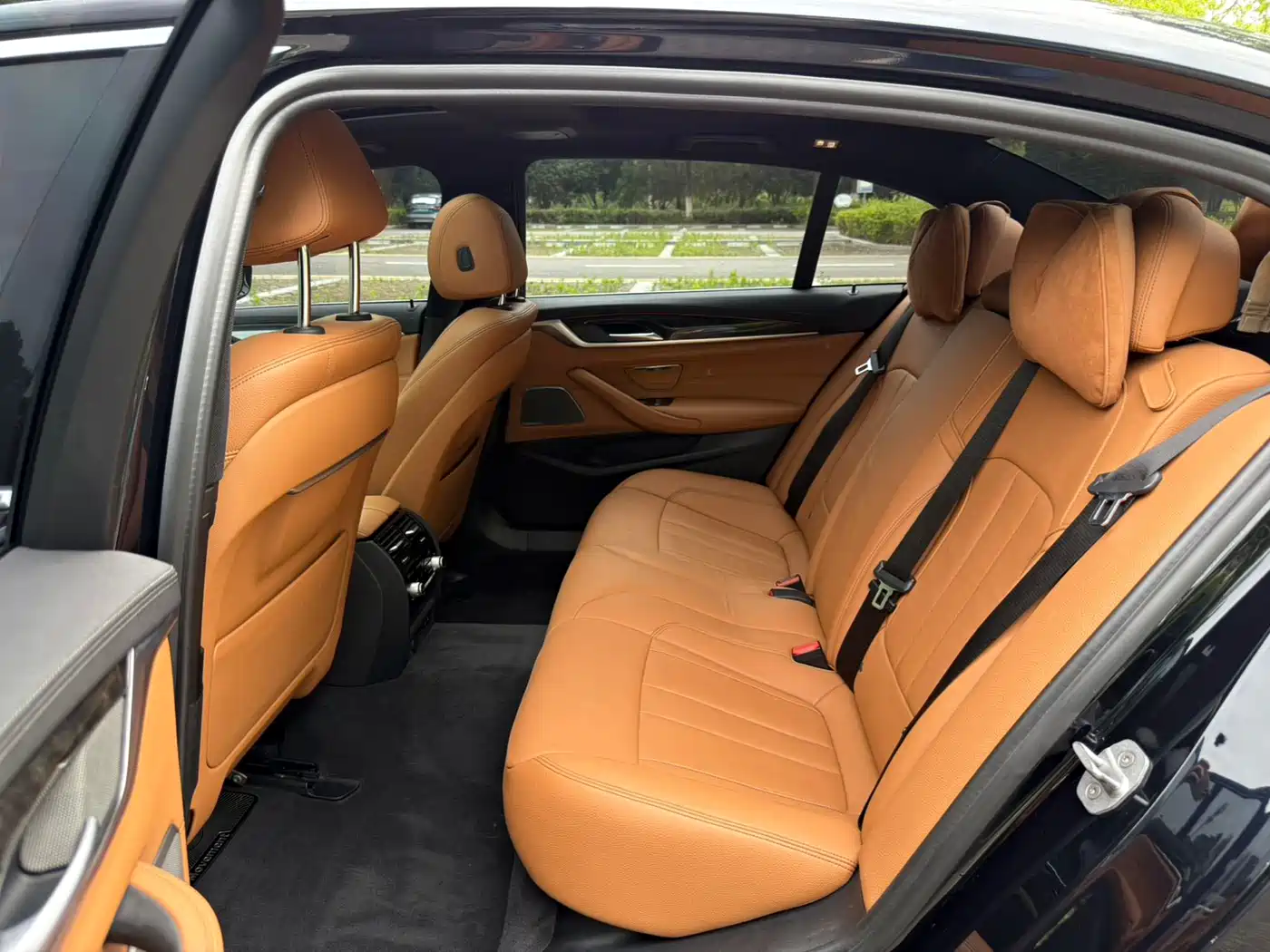 BMW 5 Series 2020 530Li Exclusive M Sport Package фото 5