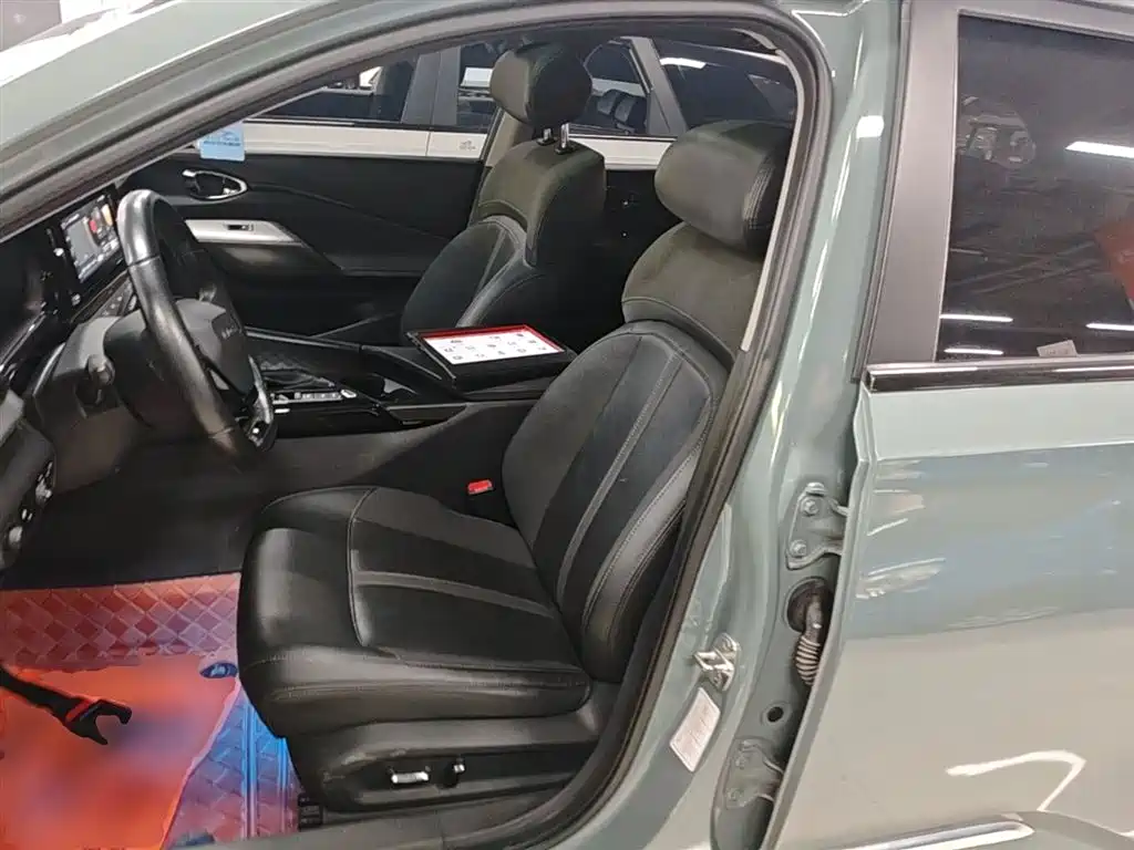 Baojun Valli 2021 2021 1.5T Nagqu Starry Sky CVT Flagship Model