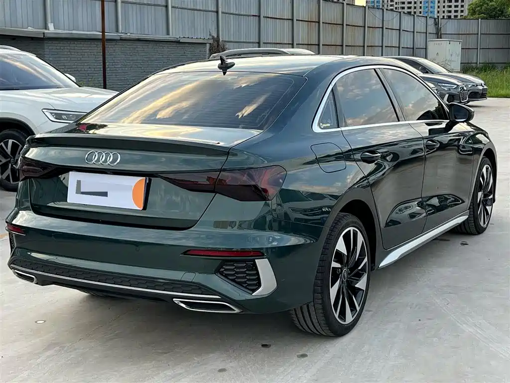 Audi A3 2023 A3L Limousine 35 TFSI Fashion Sport фото 12