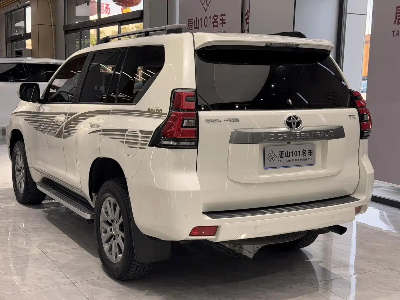 Toyota Prado 2018 3.5L Auto TX-L фото 9