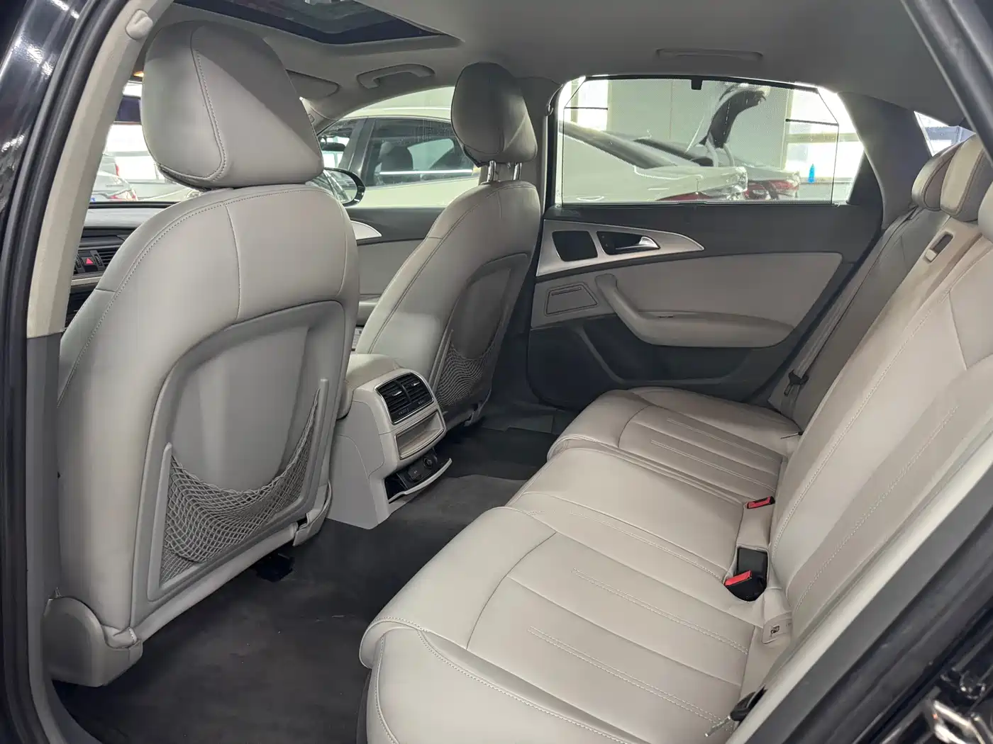 Audi A6L 2012 30 FSI Comfort фото 5