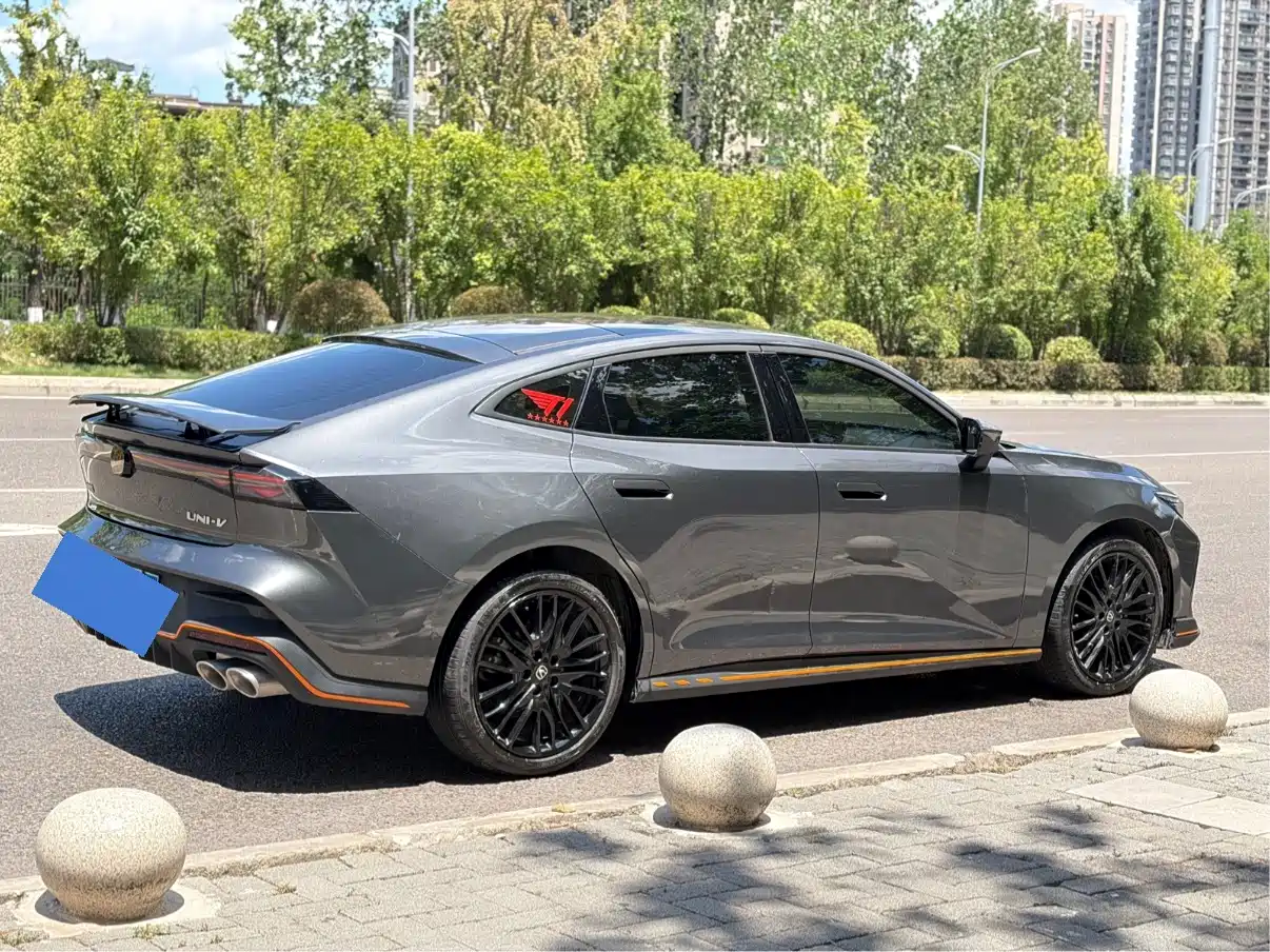 Changan UNI-V 2025 2025 1.5T Sport Edition