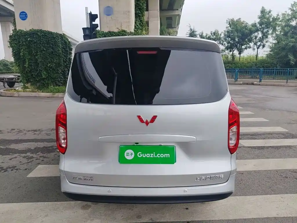 Wuling Motors Wuling Hongguang New Energy 2025 2025 Extended-Range Hybrid 50KM Comfort Version