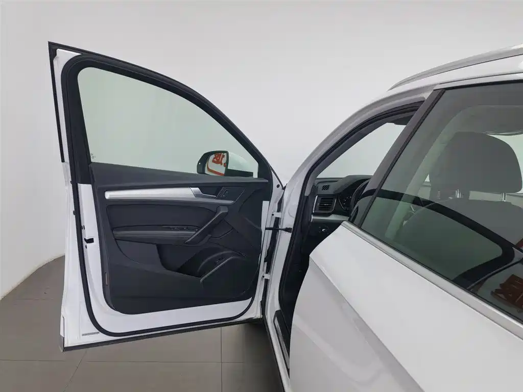 Audi Q5L 2020 Facelift 40 TFSI Honor Progressive фото 8