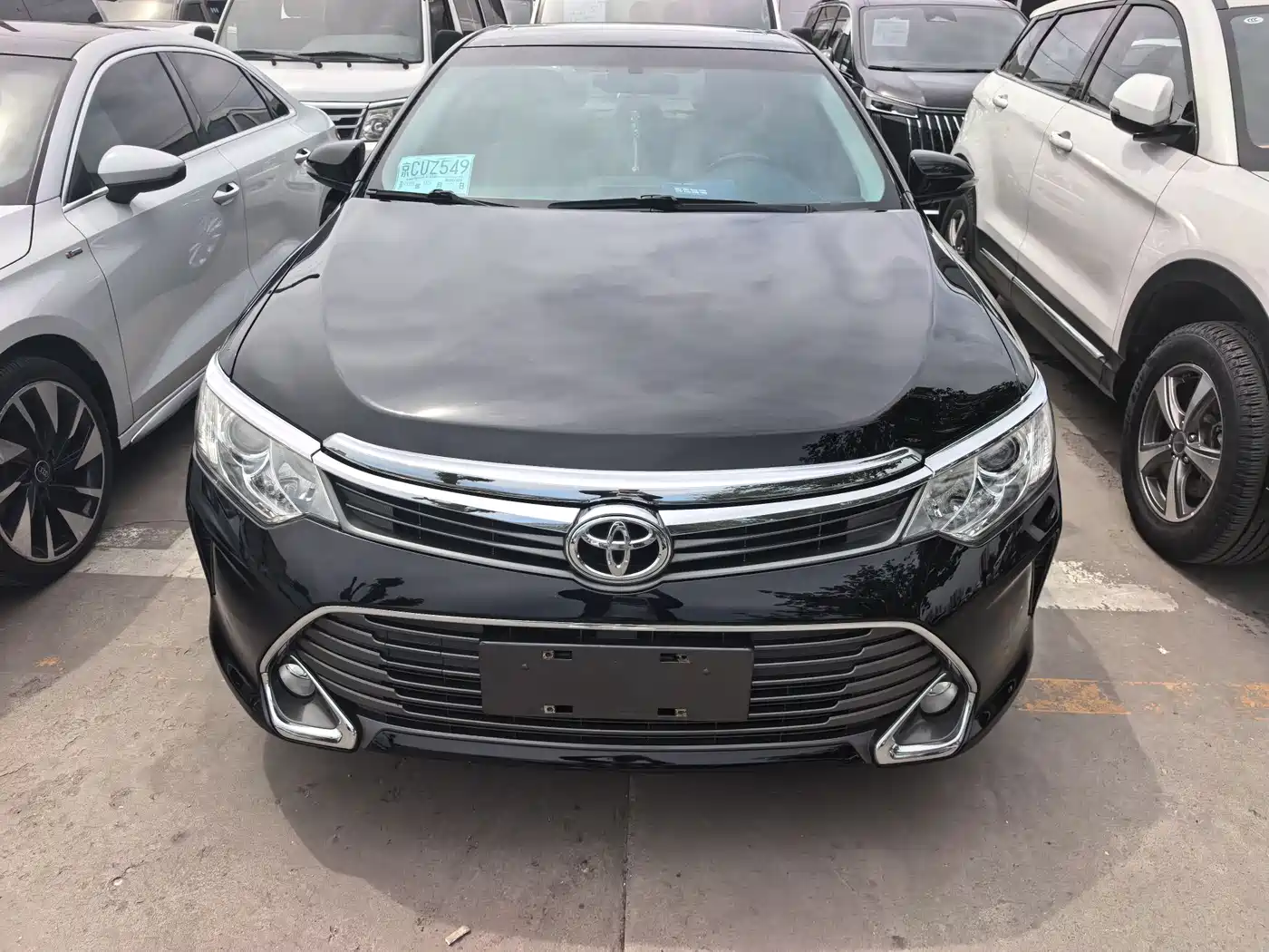 Toyota Camry 2015 2.0G Leading Edition фото 2