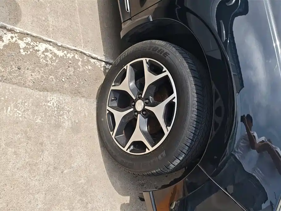 Subaru Forester 2013 2.5i Automatic Premium Edition фото 6