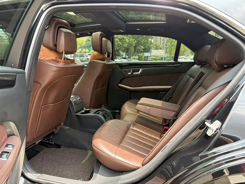 Mercedes-Benz E-Class 2015 Facelift E 260 L Sport Luxury фото 6