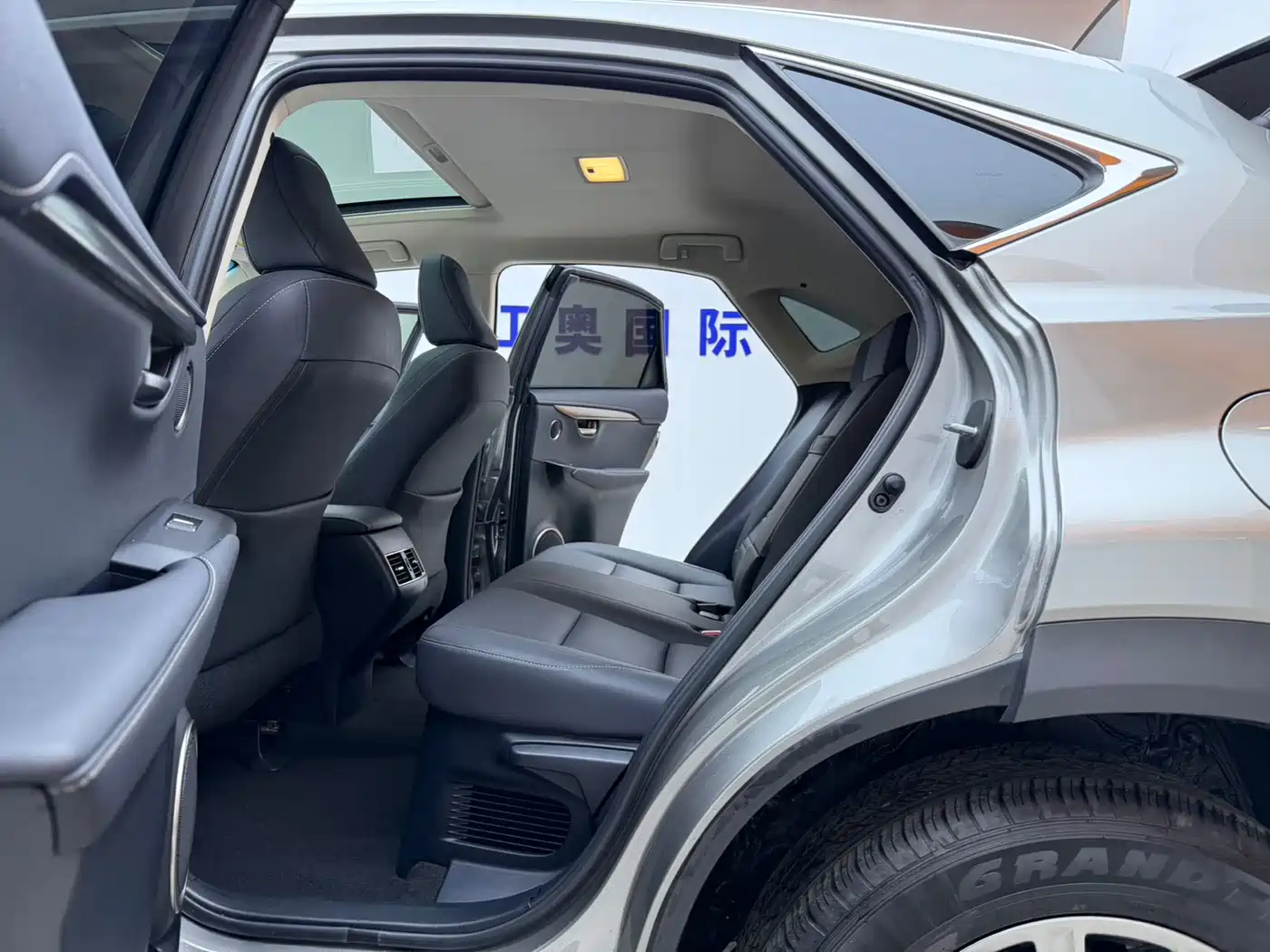 Lexus NX 2018 Model 200 AWD Fengshang Edition China V фото 14