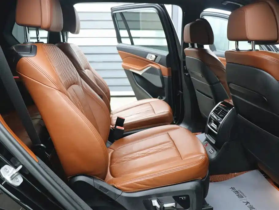 BMW X7 2021 xDrive40i Premium Luxury Package фото 26