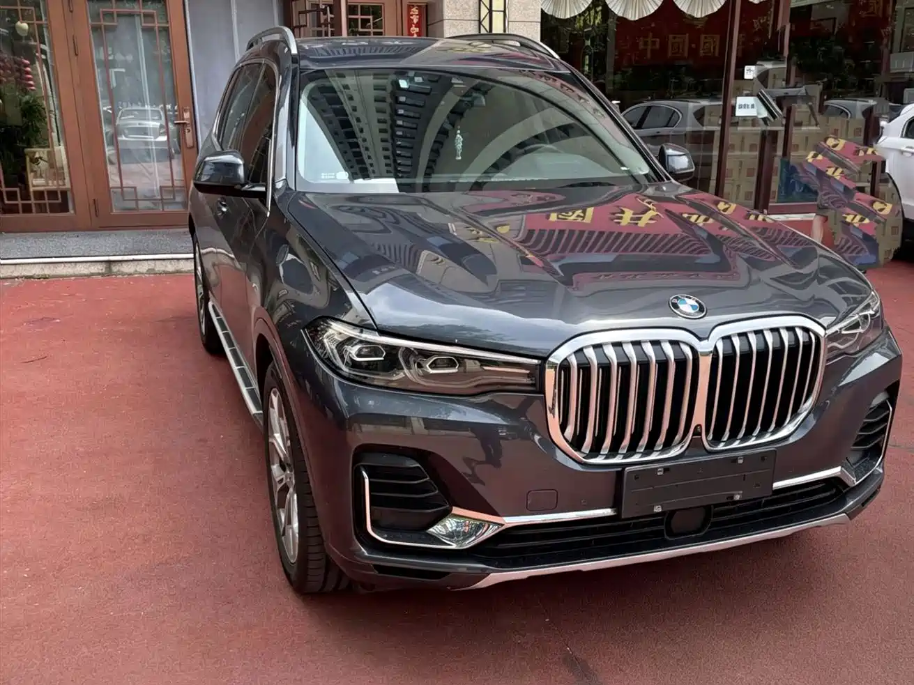 BMW X7 2020 xDrive40i Leading Luxury Package фото 2