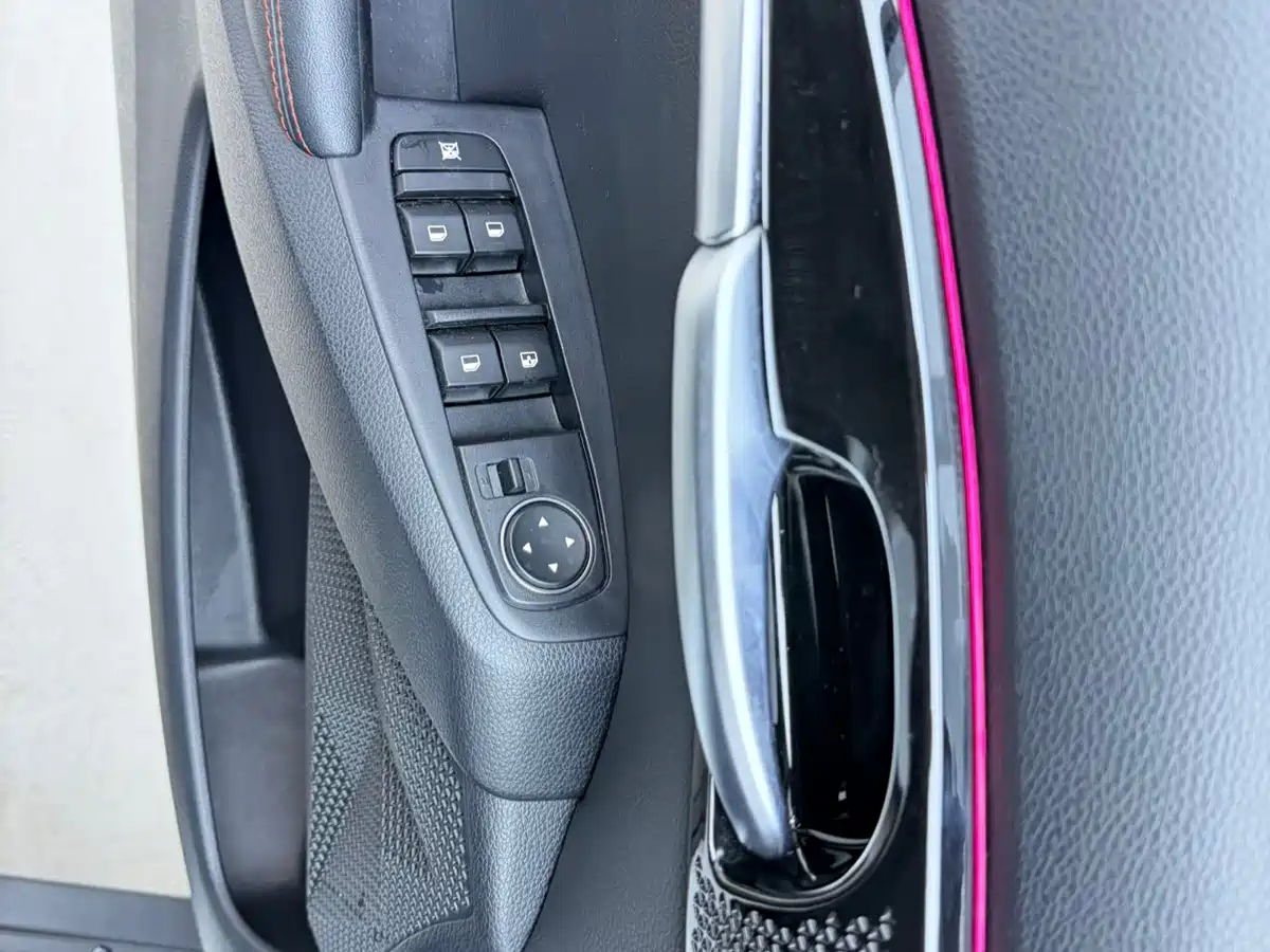 Kia KX3 Smart Run 2021 1.5L CVT Fashion Edition фото 4