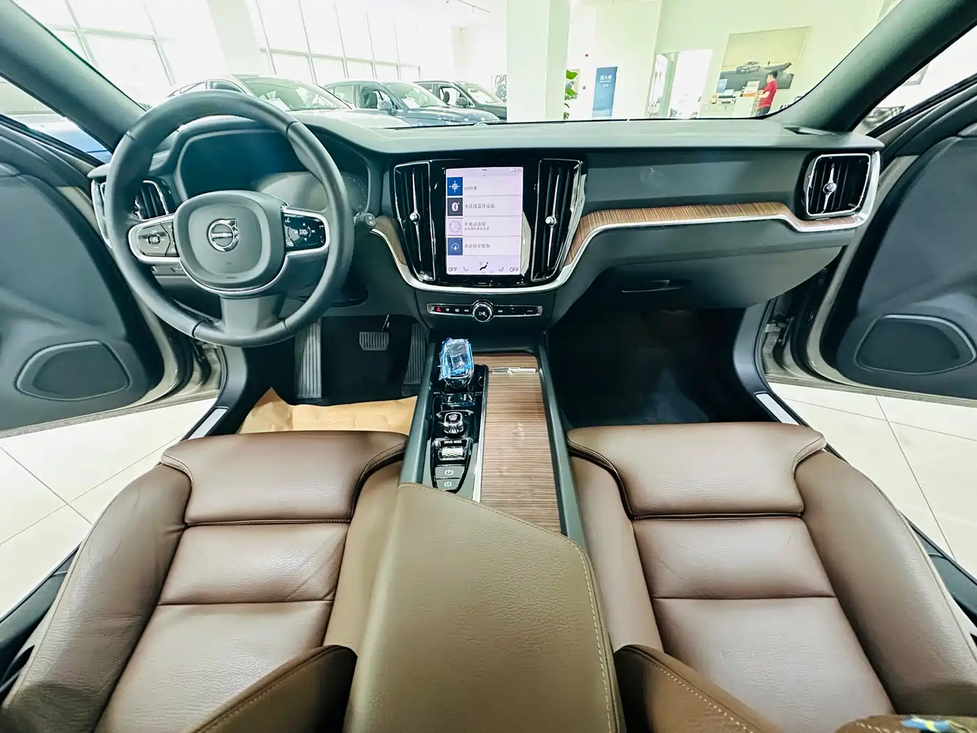 Volvo V60 2021 B5 Zhiyuan Luxury Edition фото 9