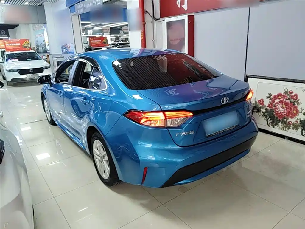 Toyota Levin 2019 Hybrid 1.8H E-CVT Luxury Edition China VI фото 5