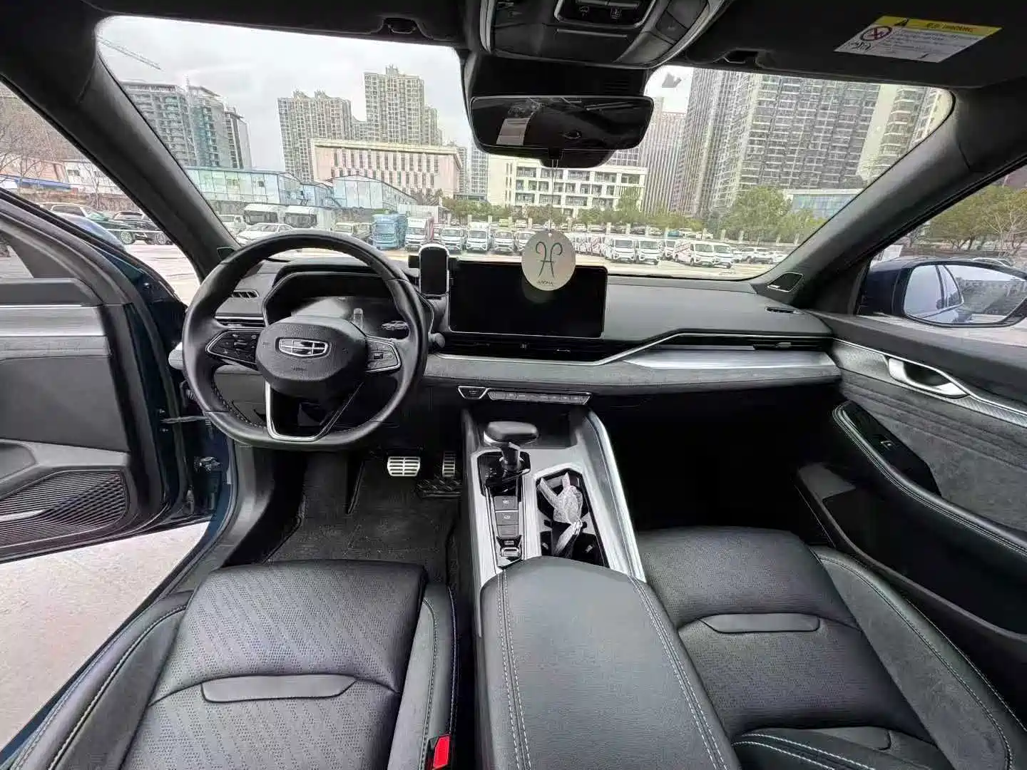 Фото 5 - Geely Preface