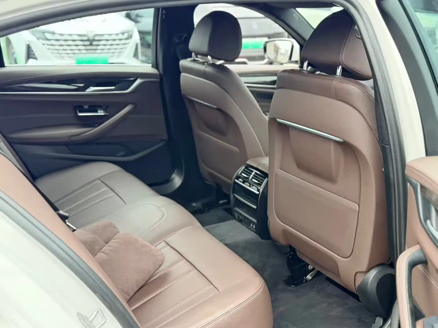 BMW 5 Series 2020 525Li M Sport Package фото 11