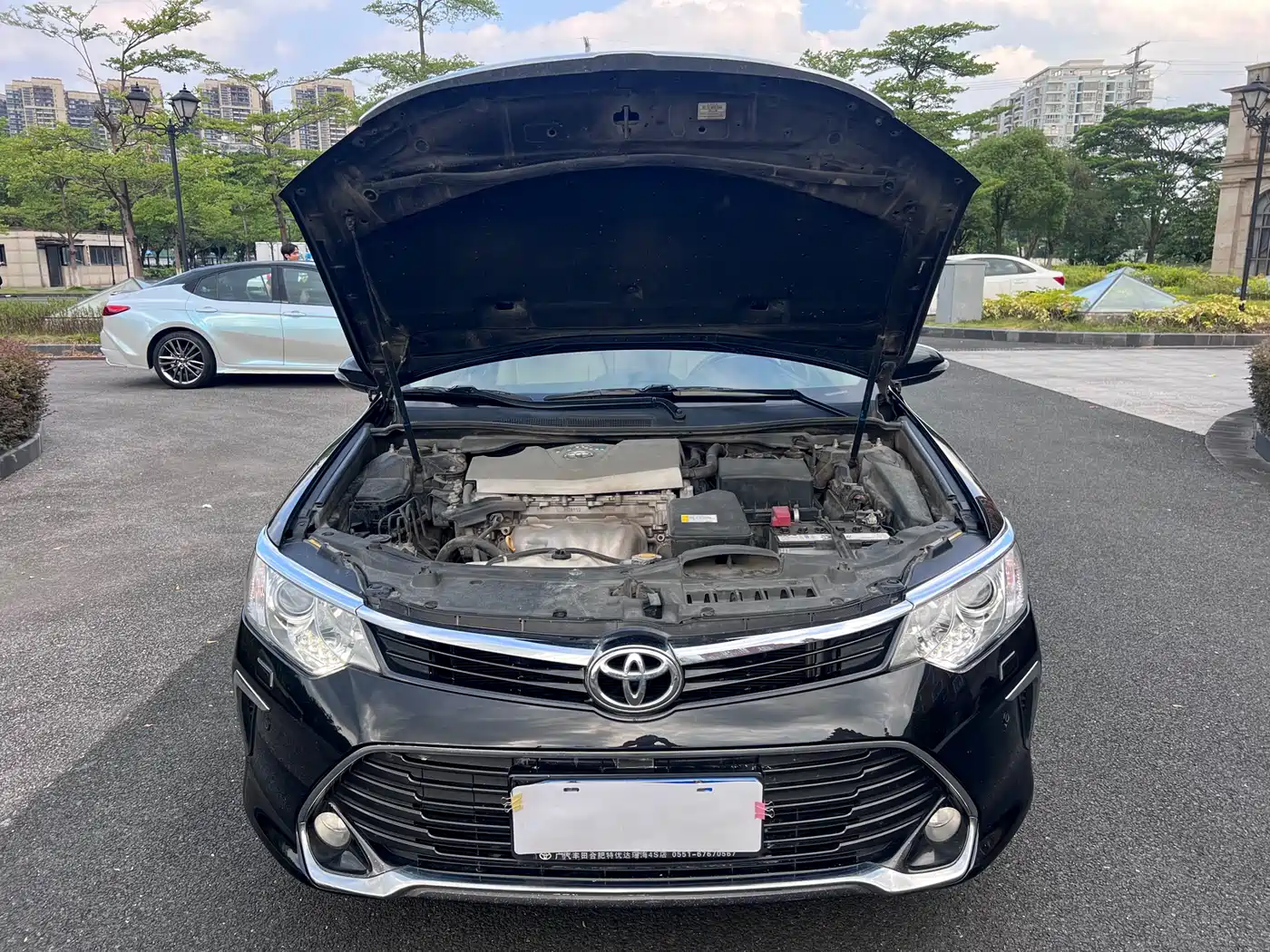 Toyota Camry 2016 2.0G 10th Anniversary Luxury Edition фото 20