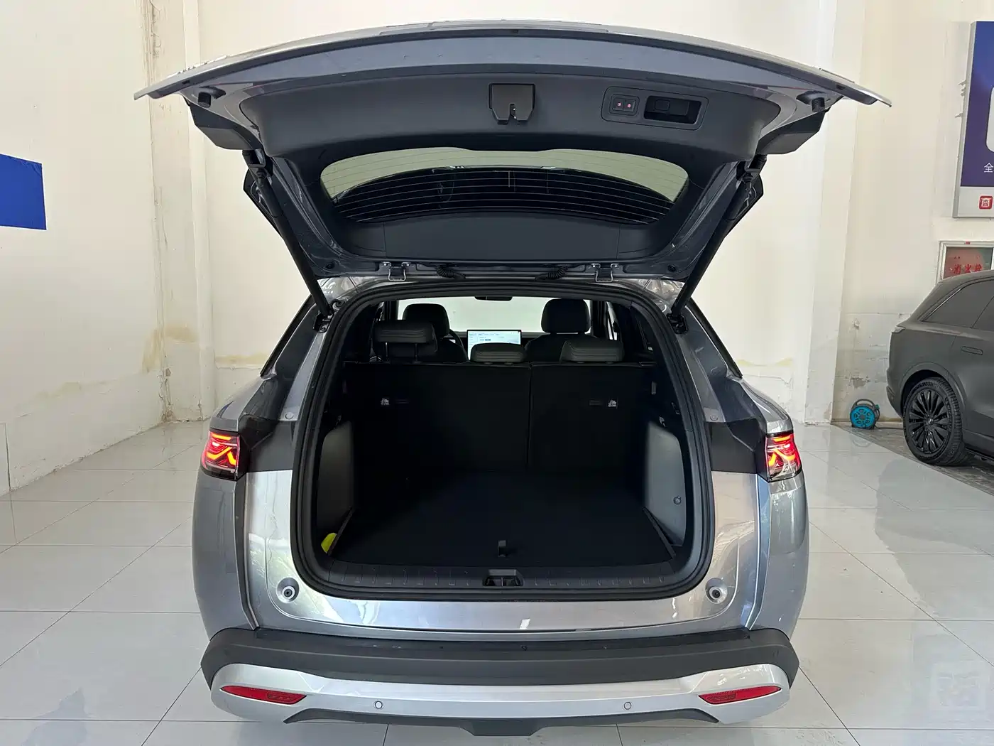 BYD Song L DM-i 2026 DM-i Intelligent Driving Edition 135KM Base Model фото 19